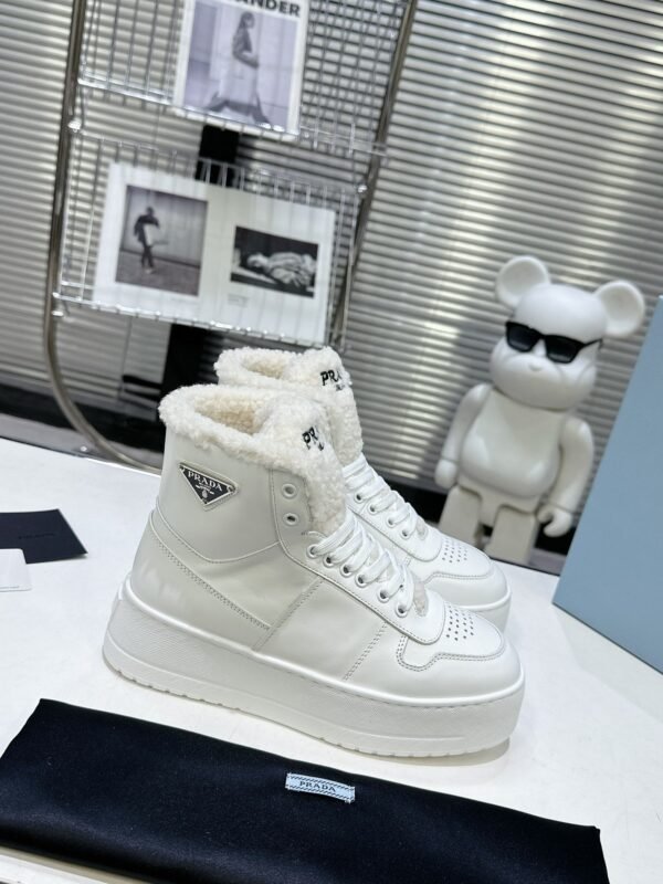 0-1-2-2.jpg Prada downtown bold collection shoes