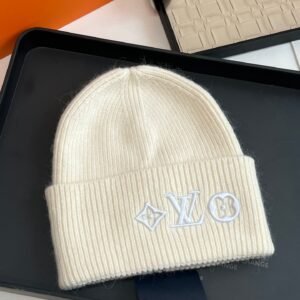 Louis Vuitton original embroidered LOGO wool knitted hat