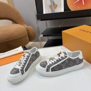 Louis Vuitton Lagoon series footwear