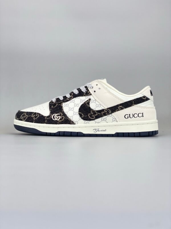 Nike sb dunk low& Gucci
