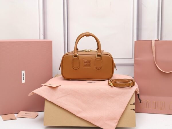 0-14-9.jpg MIUMIU original 1:1 bowling bag