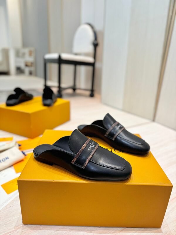 Louis Vuitton original calf leather 1:1 slippers