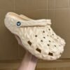 Crocs classic durian slippers