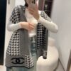 Chanel cashmere scarf original single thousand bird check cashmere scarf The whole scarf is hand-knitted 38*190