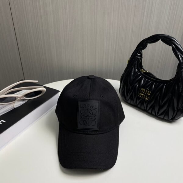 LOEWE baseball cap