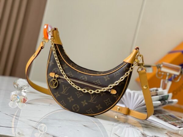 Louis Vuitton original leather 1:1 dumpling wrap, 23*13*6cm