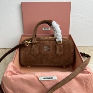 MiuMiu top layer suede calfskin bowling bag 22×10.5×7.5 cm