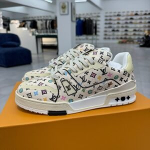 Louis Vuitton trainer beige graffiti leather