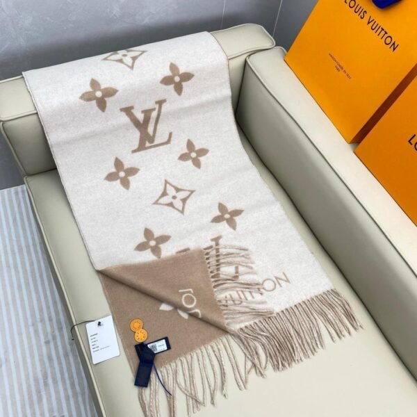 Louis Vuitton cashmere scarf, premium version, size: 190 x 45cm