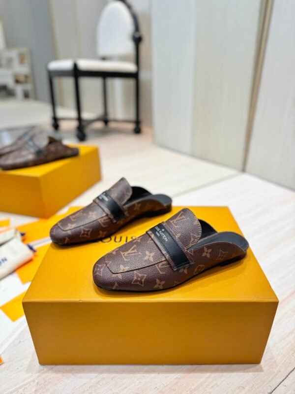 Louis Vuitton original calf leather 1:1 slippers