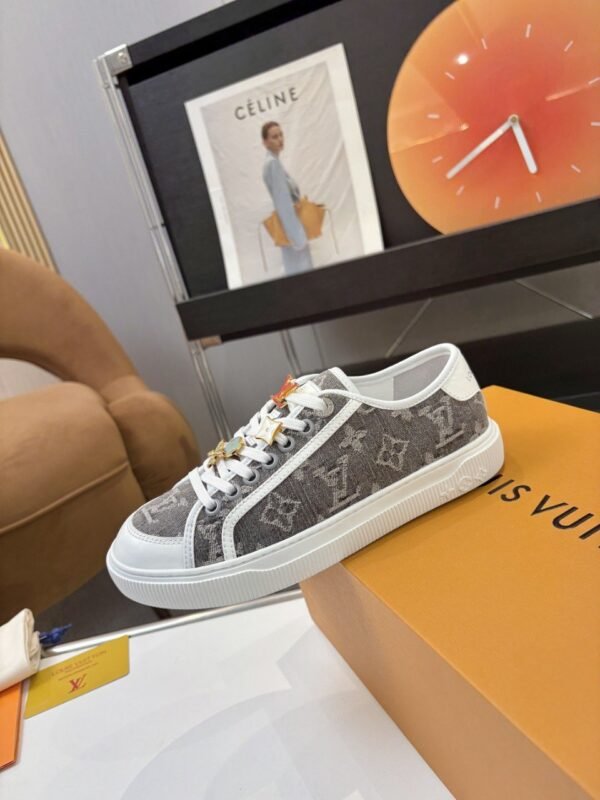 Louis Vuitton Lagoon series footwear