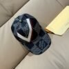 Louis Vuitton Original baseball cap V logo