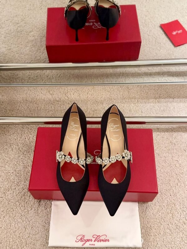 Roger vivier bouquet of flower diamonds kitten shoes