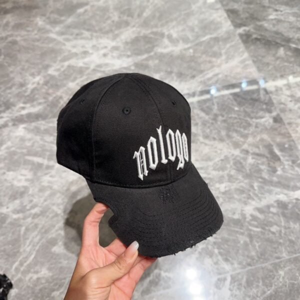 Balenciaga Original embroidered baseball cap