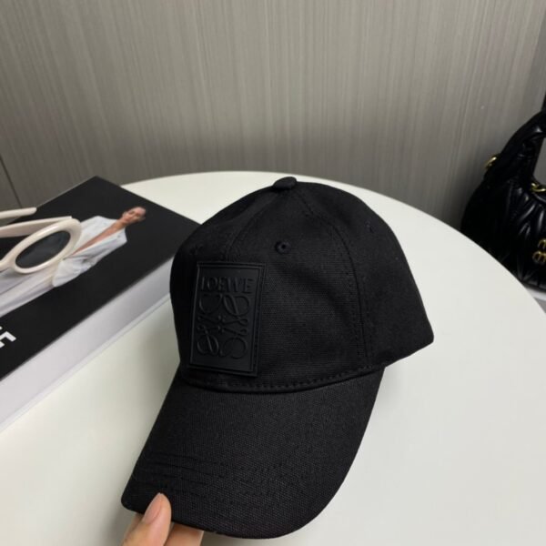 LOEWE baseball cap