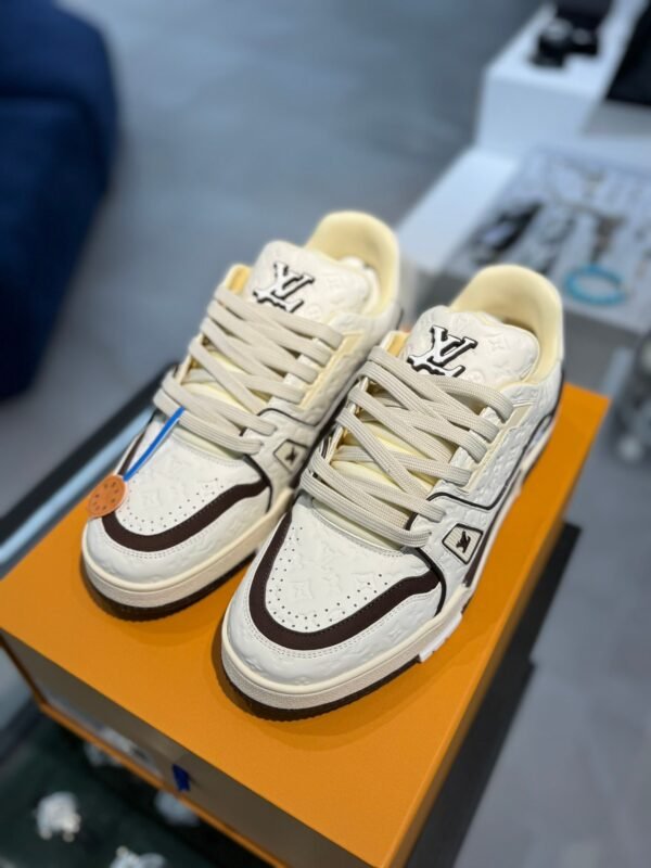 Louis Vuitton & tyler trainer WHITE embossed shoes