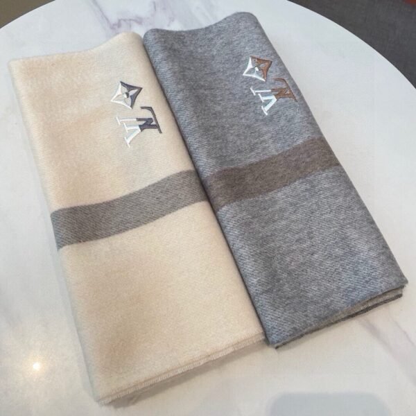 Louis Vuitton original water ripple cashmere scarf