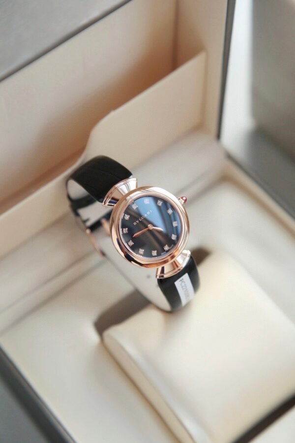 DIVAS’ DREAM watch