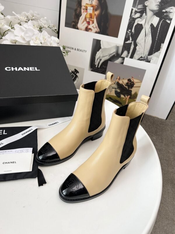 Chanel high-quality boots，4 centimeters tall, cylinder height 6 centimeters