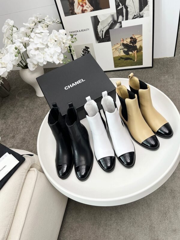 Chanel high-quality boots，4 centimeters tall, cylinder height 6 centimeters