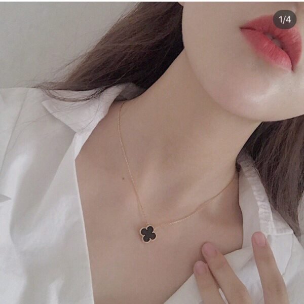van cleef & arpels  necklace