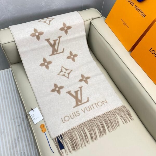 Louis Vuitton cashmere scarf, premium version, size: 190 x 45cm
