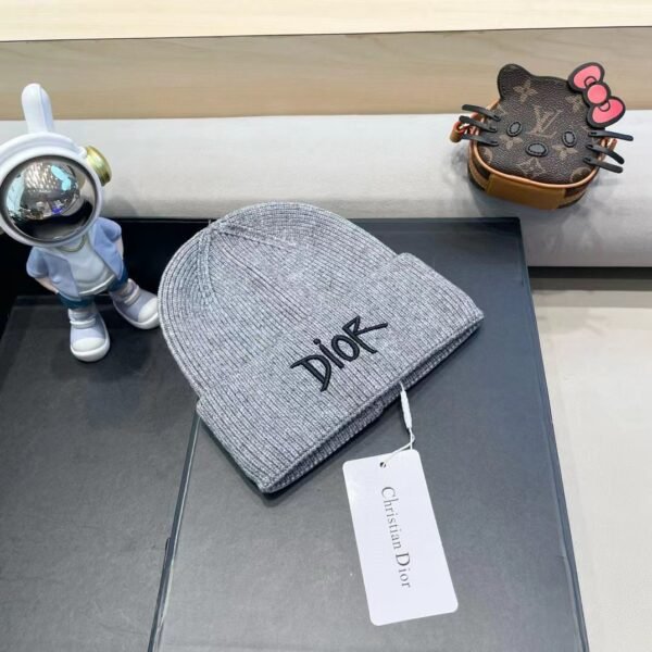 Dior embroidered wool knitted hat