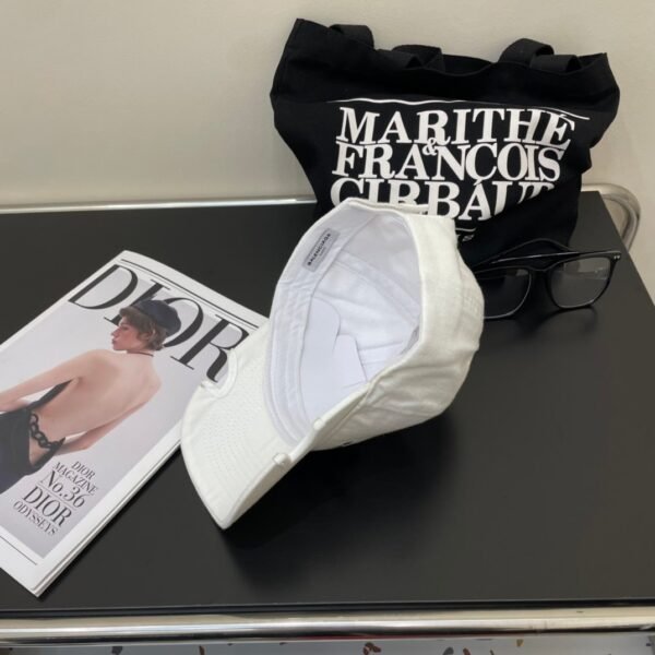 Original Balenciaga baseball cap black and white