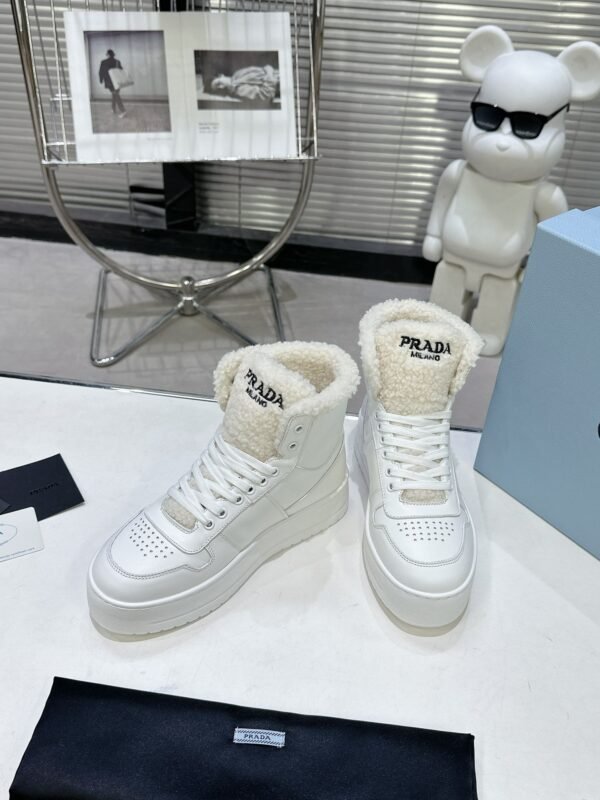 2-1-2-5.jpg Prada downtown bold collection shoes