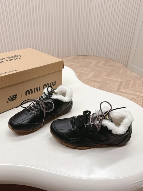 Miu Miu & new balance original new Forrest Gump training shoes retro