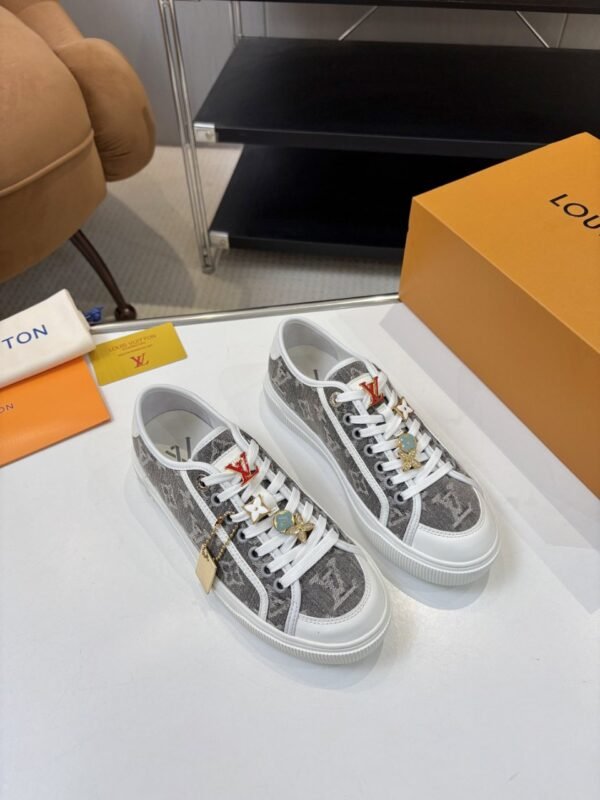 Louis Vuitton Lagoon series footwear