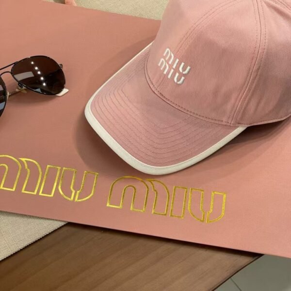 miumiu embroidered baseball cap