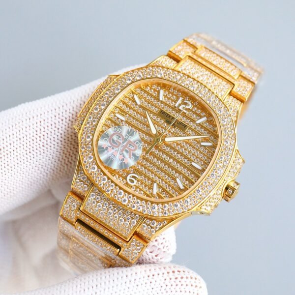 2-34-1.jpg Patek Philippe to create a classic timepiece 7118 lady Nautilus full diamond limited edition