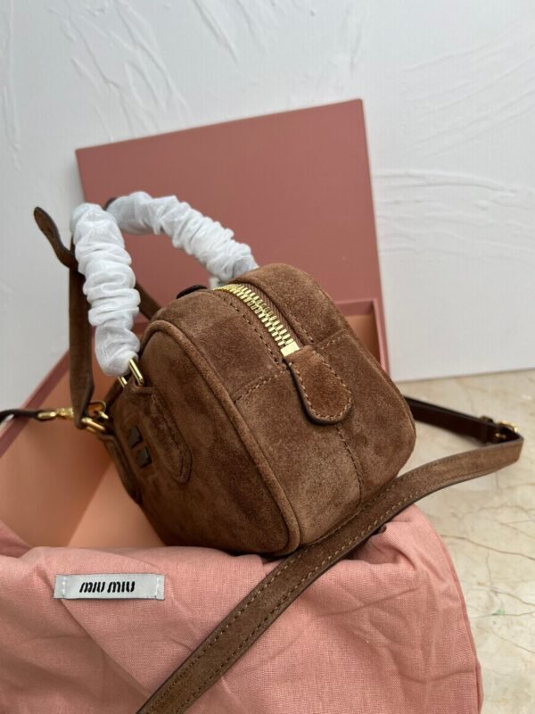 MiuMiu top layer suede calfskin bowling bag 22×10.5×7.5 cm