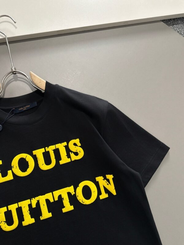 Louis Vuitton original 1:1 T-shirt black and white