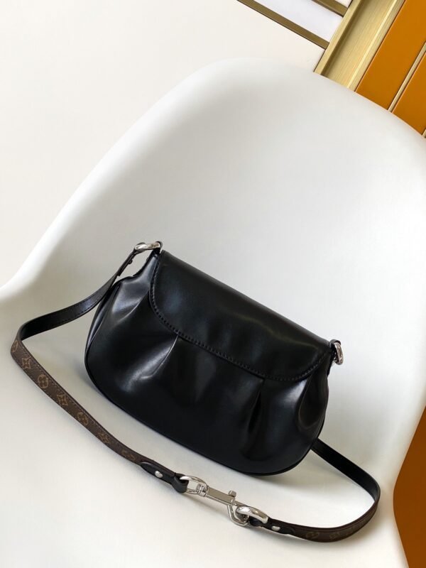 2-6-8.jpg Louis Vuitton top original single sunset vibe handbag