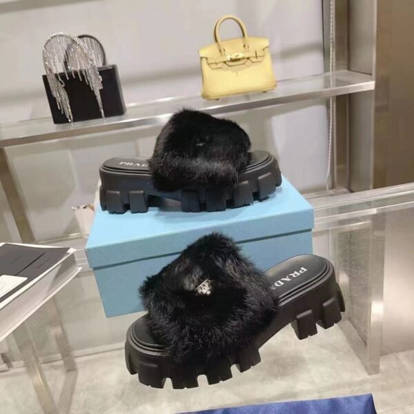 PRADA Advanced otter rabbit fur slippers