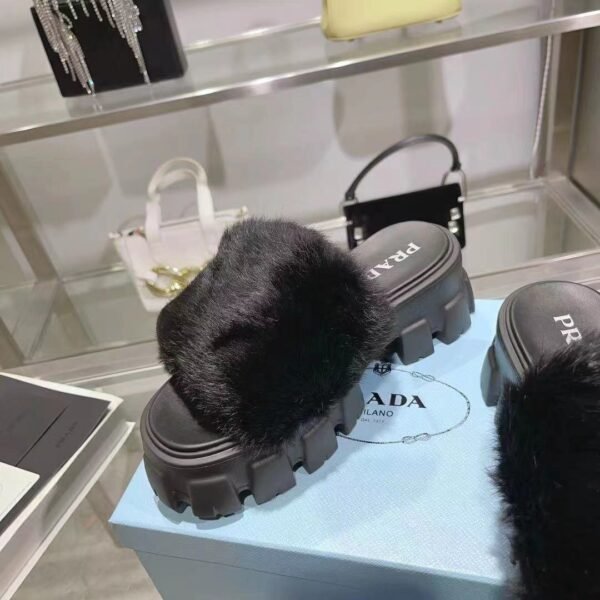 PRADA Advanced otter rabbit fur slippers