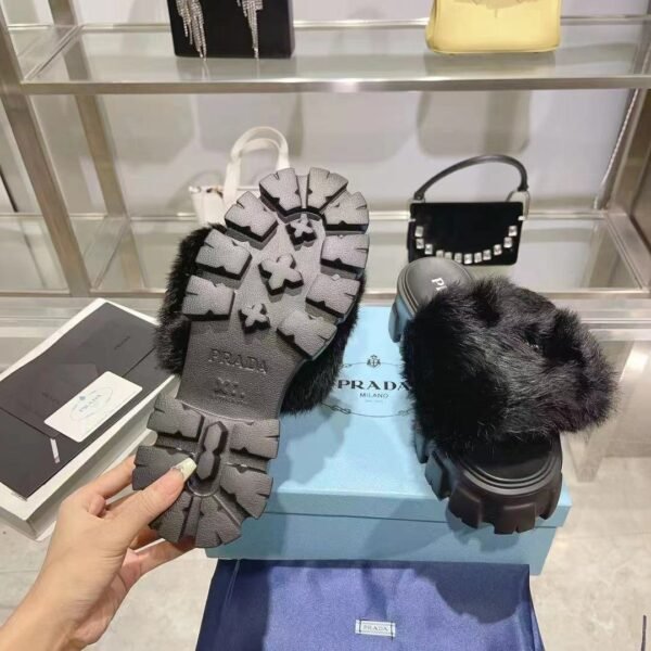 PRADA Advanced otter rabbit fur slippers