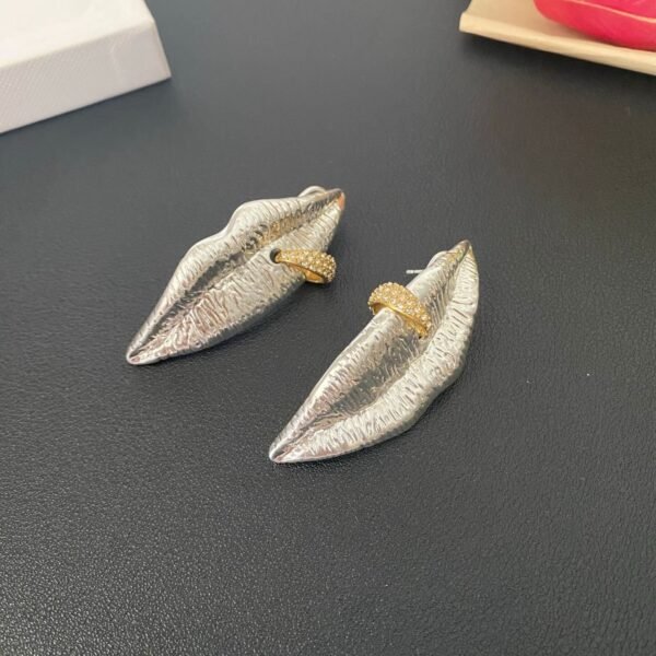 Schiparelli Lips Earrings Premium version