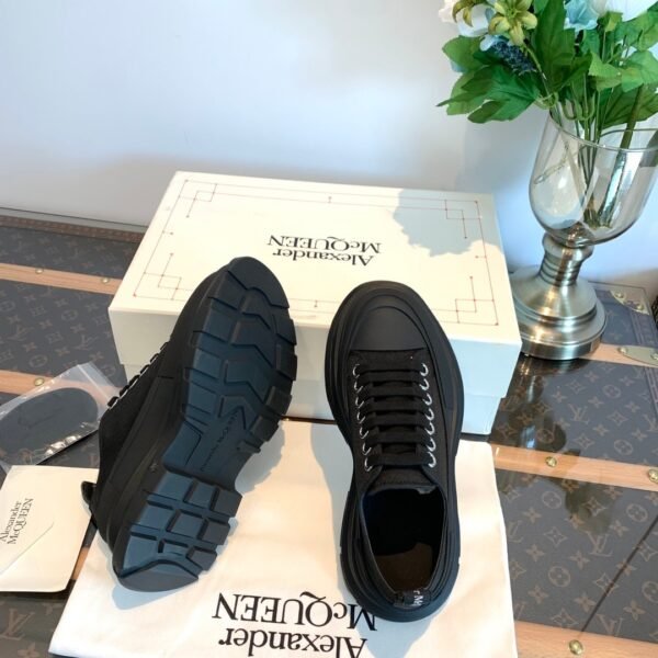 Alexander McQueen casual canvas shoes