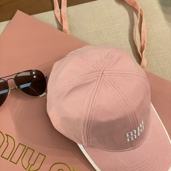 miumiu embroidered baseball cap