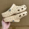 Crocs classic durian slippers