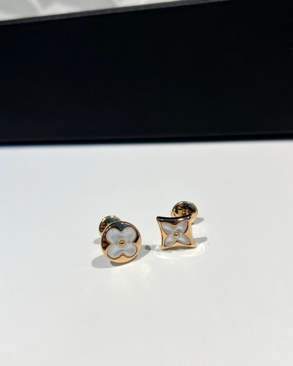Louis Vuitton Flower Series White Shell Asymmetric Earrings Premium Edition