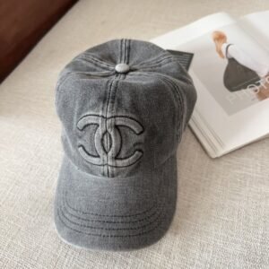 Chanel baseball cap