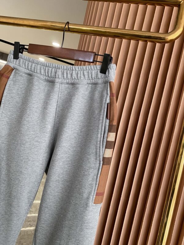 Burberry plaid cotton blend sweatpants suit