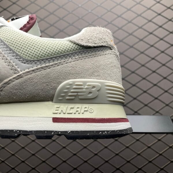 New Balance U574OP2