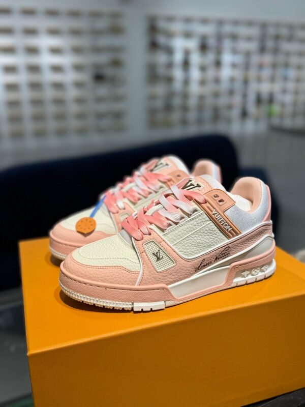 Louis Vuitton original trainer pink leather