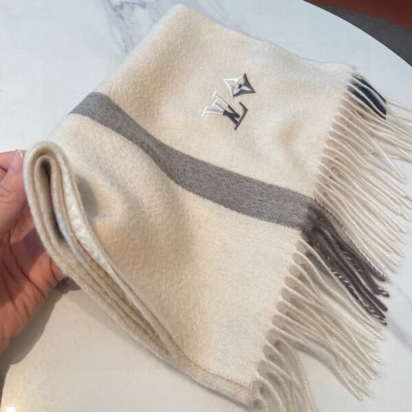 Louis Vuitton original water ripple cashmere scarf
