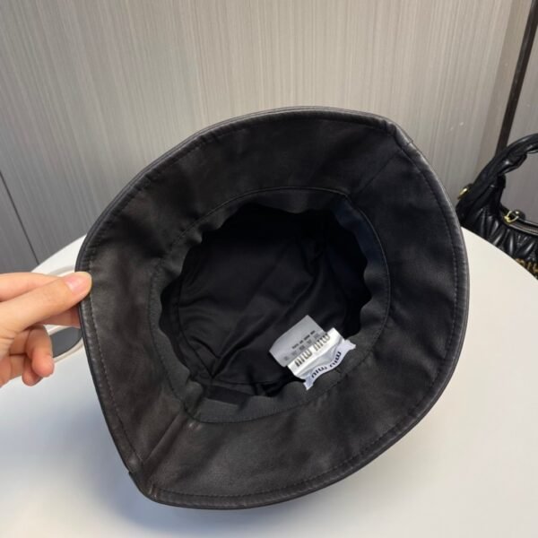 miumiu autumn winter new original single bucket hat
